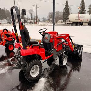 Tracteur agricole Massey Ferguson GC1723E 35HP 4WD à transmission par engrenages avec 2 ans de garantie à vendre - Product Image 2