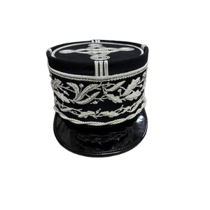 Casquette Képi Noire OEM Personnalisée avec Broderie Feuille Tressée Argentée et Visière Brillante pour Tenue de Cérémonie, Défilé ou Costume Formel - Product Image 5