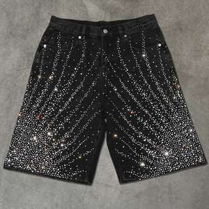 ผู้ผลิตกางเกงยีนส์ขาสั้นผู้ชายทรงหลวม ดีไซน์ประดับเพชร สไตล์วินเทจ สตรีทแวร์ จอร์ทส์ กางเกงยีนส์ขาสั้นโอเวอร์ไซส์สำหรับผู้ชาย - Product Image 3