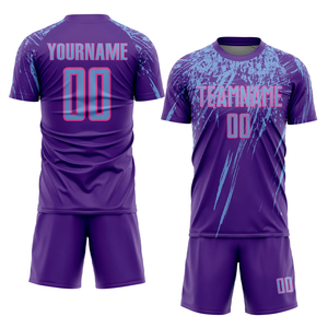 Ensemble d'uniformes de football très demandés – Maillot de sport à séchage rapide avec logo personnalisé, prix abordables - Product Image 1