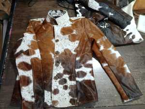 เสื้อแจ็คเก็ตขนสัตว์เทียมพิมพ์ลายสัตว์ คอจีน แขนยาว หนา สไตล์ลำลองสำหรับฤดูหนาว ปิดด้วยกระดุม - Product Image 1