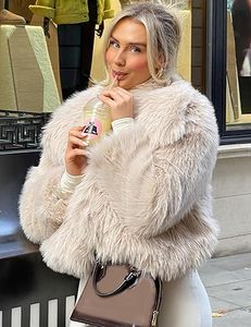 ผลิตเสื้อโค้ทขนเฟอร์เทียมสีน้ำตาลอ่อนสำหรับผู้หญิงแบบกำหนดเองขายส่งสำหรับฤดูหนาว - Product Image 3