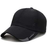 Casquette de baseball en maille respirante à séchage rapide, personnalisable avec logo, style sportif urbain |   Casquette unisexe respirante, légère et réglable à 6 panneaux pour l'extérieur