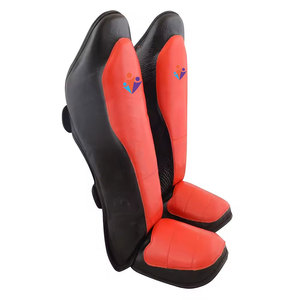 Protège-tibias en cuir haut de gamme, dernier design, qualité supérieure, sur mesure, fabriqués au Pakistan, les plus vendus pour la boxe et le MMA - Product Image 1