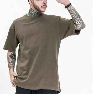 เสื้อยืดโอเวอร์ไซส์ผู้ชาย ผ้าฝ้าย 100% สไตล์สตรีทแวร์ ฮิปฮอป  เสื้อเปล่าสำหรับสกรีนลายกราฟิก พิมพ์โลโก้ ล้างสีแบบแอซิดวอช รับทำโลโก้ เสื้อยืดวินเทจ - Product Image 5