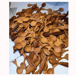 Cuillère à café en bois naturel, artisanale, rustique, vaisselle de cuisine - Product Image 3