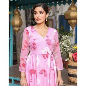 Ensemble Kurta décontracté pour femmes, teinte rose, tie-dye, manches trois quarts, doux et confortable - Product Image 6