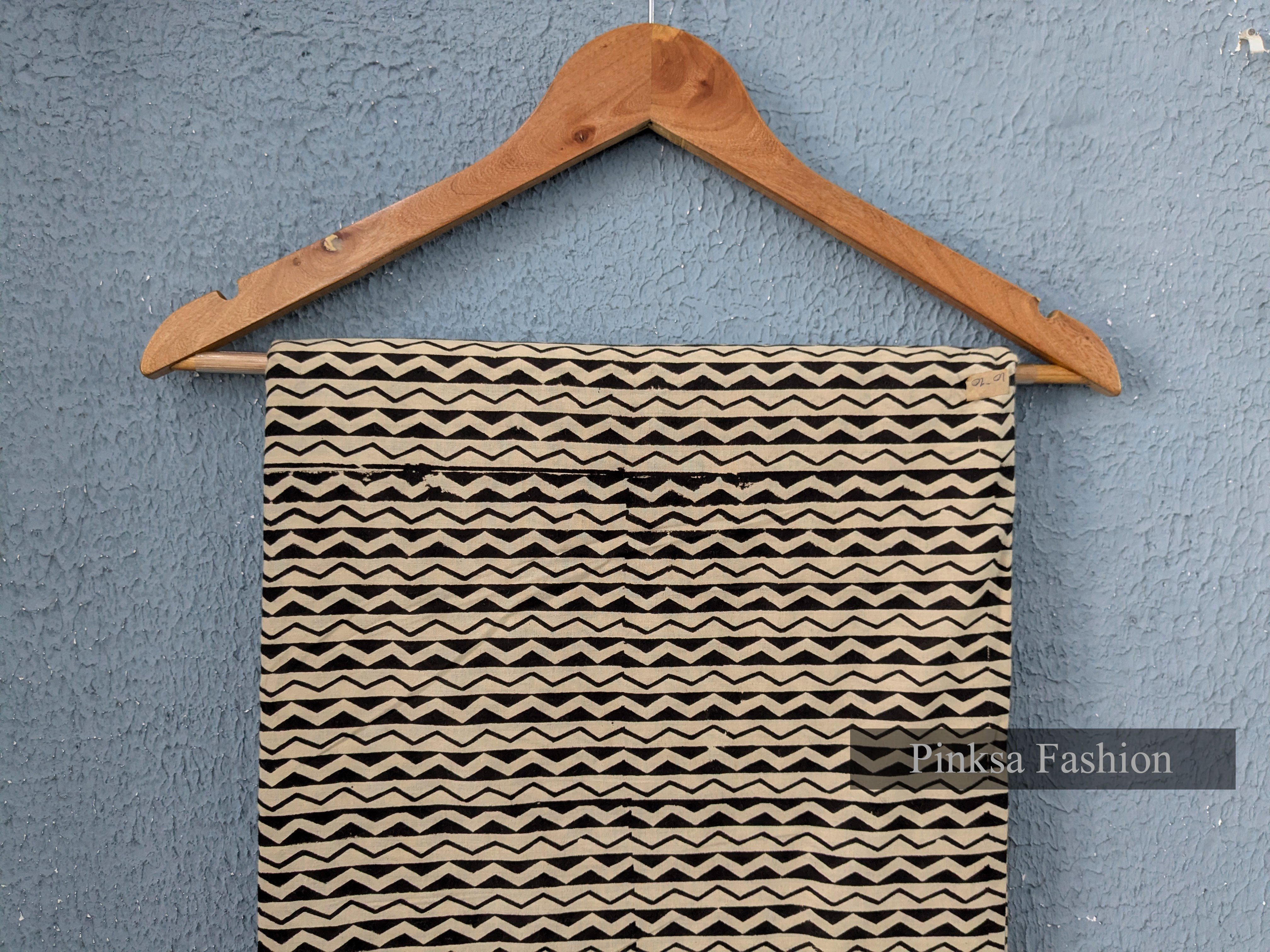 เช่นเดียวกับรูปถ่าย