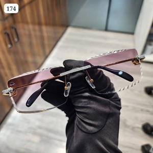 Artesanía de alta calidad Estilo rapero Tonos rosas Moissanite Tachonado Diamante Corte Mujeres Gafas de sol 2 filas Diseñador Puente gafas - Product Image 1