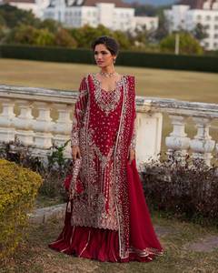 Traje Sharara de Seda Bordado Borgoña Shivam Hub, Top Indio Pakistaní con Dupatta Pesada con Cuentas, Ideal para Bodas y Festivales, de Secado Rápido - Product Image 5