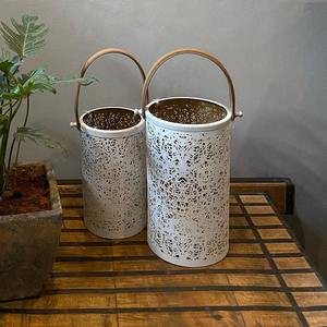 Le fournisseur indien offre une poignée de bougeoir votif en métal blanc de haute qualité pour la décoration de mariage Diwali prix de gros - Product Image 6
