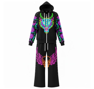 Sweat à capuche pour homme avec motif sublimé, design néon lumineux et accents de circuits électroniques, confortable pour un usage quotidien - Product Image 6