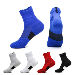 Calcetines de Baloncesto de Poliéster para Hombre al por Mayor, Calcetines Deportivos Térmicos Transpirables con Diseño de Letras Vintage, Paquete a Granel - Product Image 1