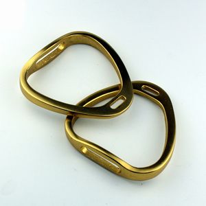 Étrier d'équitation de haute qualité en acier inoxydable et aluminium pour chevaux de course, avec logo et couleur personnalisés - Product Image 4
