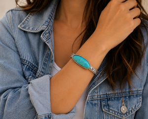 Bracelet manchette en pierre turquoise, style western asymétrique, bijou statement, réglable, fait main, bohème, pour femme, cadeau - Product Image 6