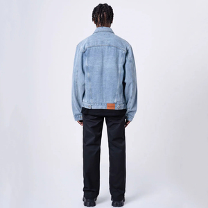 Veste d'hiver personnalisée pour homme en toile de coton 100% premium avec logo sur le devant, antibactérienne et respirante - Product Image 1