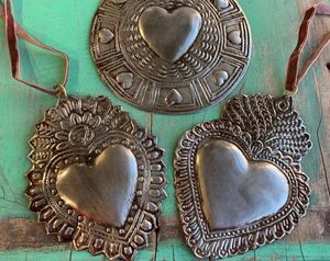 Decoración de Pared con Sagrado Corazón Chapado en Oro, Adorno Colgante de Metal Tallado, Regalo Religioso Católico de Pascua - Product Image 3