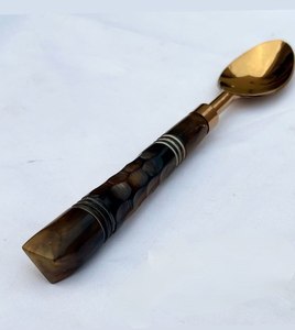 ชุดช้อนส้อมมีดสแตนเลสพร้อมด้ามไม้เคลือบ PVD สีทองด้าน สำหรับงานแต่งงานและงานเลี้ยง - Product Image 6