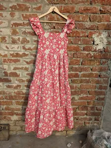 Vestido Largo Indio 100% Algodón Estampado a Mano con Cuello Cuadrado y Bordado Floral, Estilo Casual, Hecho a Mano, Producto al por Mayor - Product Image 4