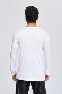 Camiseta de Manga Larga de Corte Regular 100% Algodón con Características de Secado Rápido y Transpirabilidad que Combinan Comodidad y Versatilidad Diaria - Product Image 6