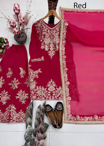 Magnifique robe Sharara en soie brodée IndoWeaves pour femmes, vêtements traditionnels indiens et pakistanais pour mariage, fête, été, recyclés - Product Image 2