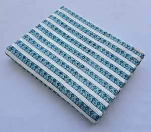 Tissu imprimé à la main de Jaipur, tissu en coton imprimé à la main, tissu indien fait main pour robes, fournisseur de tissus en coton en gros - Product Image 1