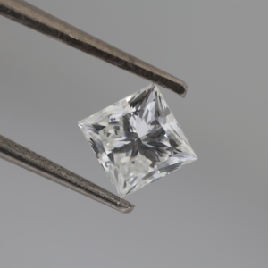 Diamante Cuadrado de 0.70 Ct, Color E, Claridad VS2, Diamante de Laboratorio Puro, Diamante CVD, Certificado IGI, Brillante, para Joyería, Calidad de Exportación - Product Image 1