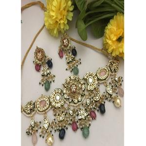 Magnifique ensemble collier ras-du-cou et boucles d'oreilles de luxe plaqué or avec pierres Moissanite, idéal pour mariage, cadeau pour femme - Product Image 1