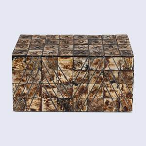 Caja de Joyería Rectangular de Cuerno de Búfalo Clásica Hecha a Mano con Diseño Creativo Crafted Treasures, Estuche de Almacenamiento Magnético para Mesa con Acabado Brillante - Product Image 6