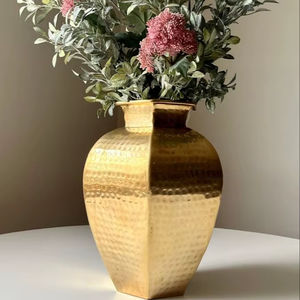 แจกันดอกไม้โลหะทนทาน สร้างขึ้นเพื่อการใช้งานระยะยาว ตกแต่งภายในบ้าน และจัดดอกไม้ในชีวิตประจำวัน - Product Image 1