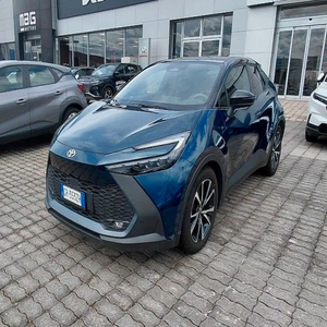Toyota C-HR 1.8 Híbrido E CVT Trend, SUV Compacto Híbrido, Transmisión Automática, Vehículo Crossover de Bajo Consumo - Product Image 3
