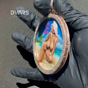 Pendentif Breloque Prénom Personnalisé en Moissanite VVS Peinte à la Main, Plaqué Or 18K sur Argent Sterling, Bijou de Luxe pour Occasions Spéciales - Product Image 5