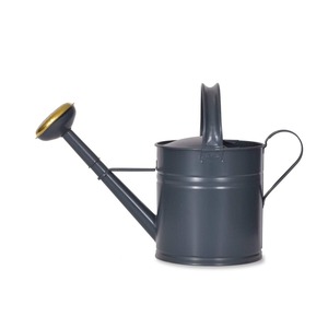 Regadera de metal de primera calidad, duradera, resistente al óxido, con pico largo y mango ergonómico para plantas de interior y exterior - Product Image 4