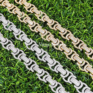 Collar Unisex de Plata de Ley 925, Chapado en Oro de 14MM, 45CM (18 Pulgadas), Acabado Pulido, Estilo Hip Hop Urbano, Cadena Cubana con Moissanita - Product Image 6