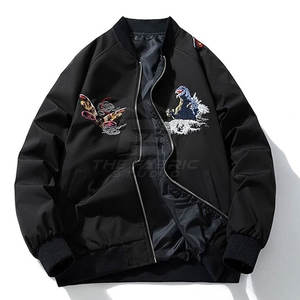 Chaqueta Sukajan de satén transpirable, duradera y de alta calidad con diseños artísticos tradicionales para uso casual. - Product Image 3