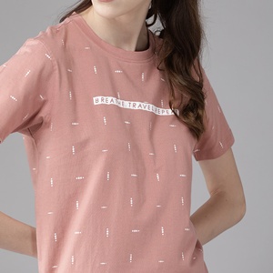 Camiseta de punto casual de verano para mujer con lavado ácido, estampado personalizado, apliques de diamantes rosas con lentejuelas, bordado, botones y remaches con orificios. - Product Image 4
