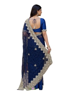 Blusa de Saree Azul con Bordado para Fiesta, Diseño Tradicional Indio para Mujer, con Bordado de Perlas y Diamantes - Product Image 4