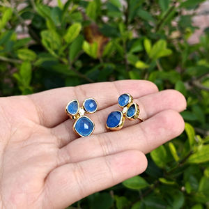 ต่างหูแบบติดหูประดับพลอยสามเม็ด ทอง 18k ชุบทองเหลือง หยกสีน้ำเงิน ทรงตัดแบบเช็คเกอร์ รูปทรงผสมผสาน เครื่องประดับเก๋ไก๋สำหรับใส่ทุกวัน - Product Image 5