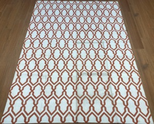 Tapis géométrique moderne en coton blanc et orange, rectangulaire, tissage plat, antidérapant, fait main, avec envers en coton, à poils courts et épais, style bohème - Product Image 1
