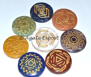 Nouveaux symboles de chakra du thymus sertis de pierres de quartz en cristal produit de guérison de mascotte Fengshui - Product Image 1