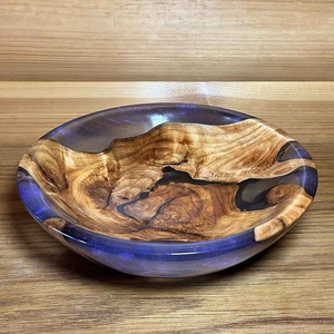Tazón para Ensalada Expandible de Madera Natural y Resina, Hecho a Mano, Ecológico, Estilo Costero, de Buena Calidad para Uso en el Hogar y Restaurantes - Product Image 1