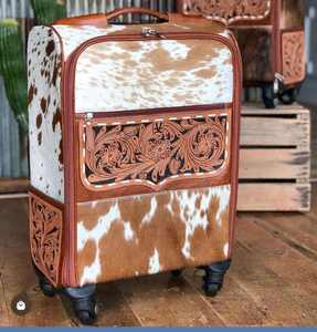 Nouvelle Arrivée 2026 – Valise Trolley en Cuir Véritable 100% avec Motifs Floraux Gravés à la Main et Fourrure Marron & Blanche - Product Image 3