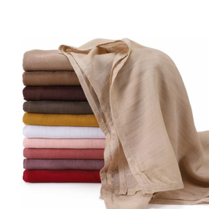 Nuevo Hiyab Liso para Mujeres Musulmanas, Pañuelo Ligero y Suave, Proveedor de Ropa Islámica, Hecho en Pakistán - Product Image 5