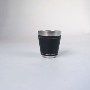 Mini verre à vin en acier inoxydable avec étui en cuir noir, tasse à boire portable, petit verre à shot en métal, vente en gros - Product Image 3