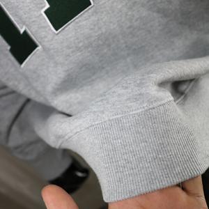 Sweat-shirt d'hiver CLUSH SPORTS à capuche et demi-zip en coton 100% gris chiné avec broderie appliquée verte TPST - Product Image 4