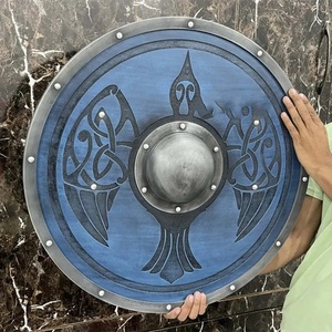 Bouclier Viking de 24 pouces, bleu, à motif celtique, avec bordure en acier, bouclier rond avec boss central et motifs décoratifs, manche en bois - Product Image 3
