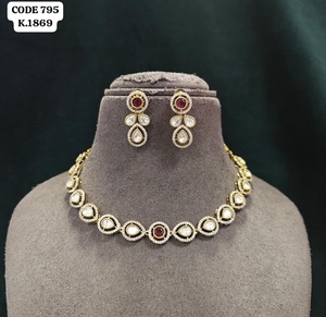 Conjunto de collar Kundan chapado en oro de lujo con corte de pera y pendientes a juego, elegante joyería para novias, bodas y fiestas, regalo para mujeres. - Product Image 2