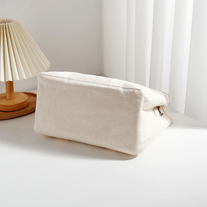 2026 New Style Cheap Price Tote <b>Bag</b> With Soft Fabric And Roomy Compartment For Convenient Carry Tote <b>Bag</b> - Product Image 3