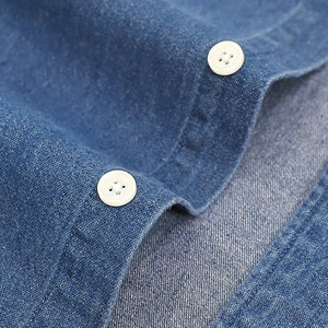 Camisa de Mezclilla para Hombre, Transpirable, de Manga Larga, Casual, con Botones, Tela de Algodón Suave, Perfecta para Uso Diario - Product Image 3