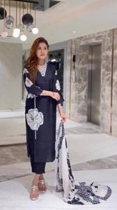 Nouvelle Robe de Soirée et de Bureau en Soie Georgette Brodé Personnalisé, Longueur Genou, Confortable et Sophistiquée pour Femme - Product Image 6